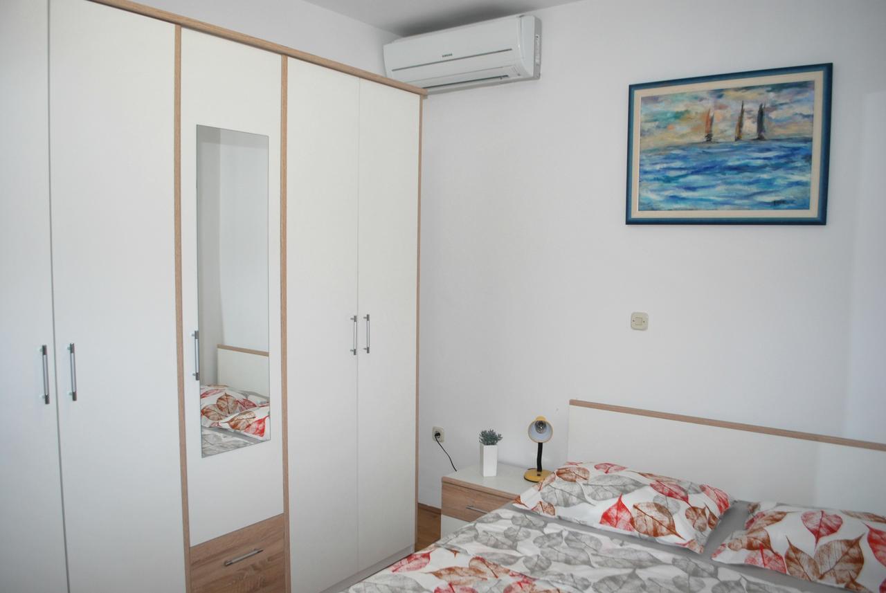 Apartment Dalmatia Makarska Exterior foto